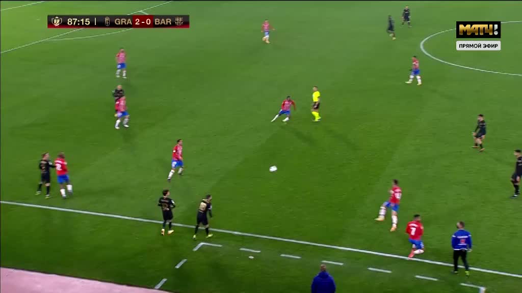 巴尔吉闪耀维拉马林，精彩进球与助攻助巴萨逆转贝蒂斯