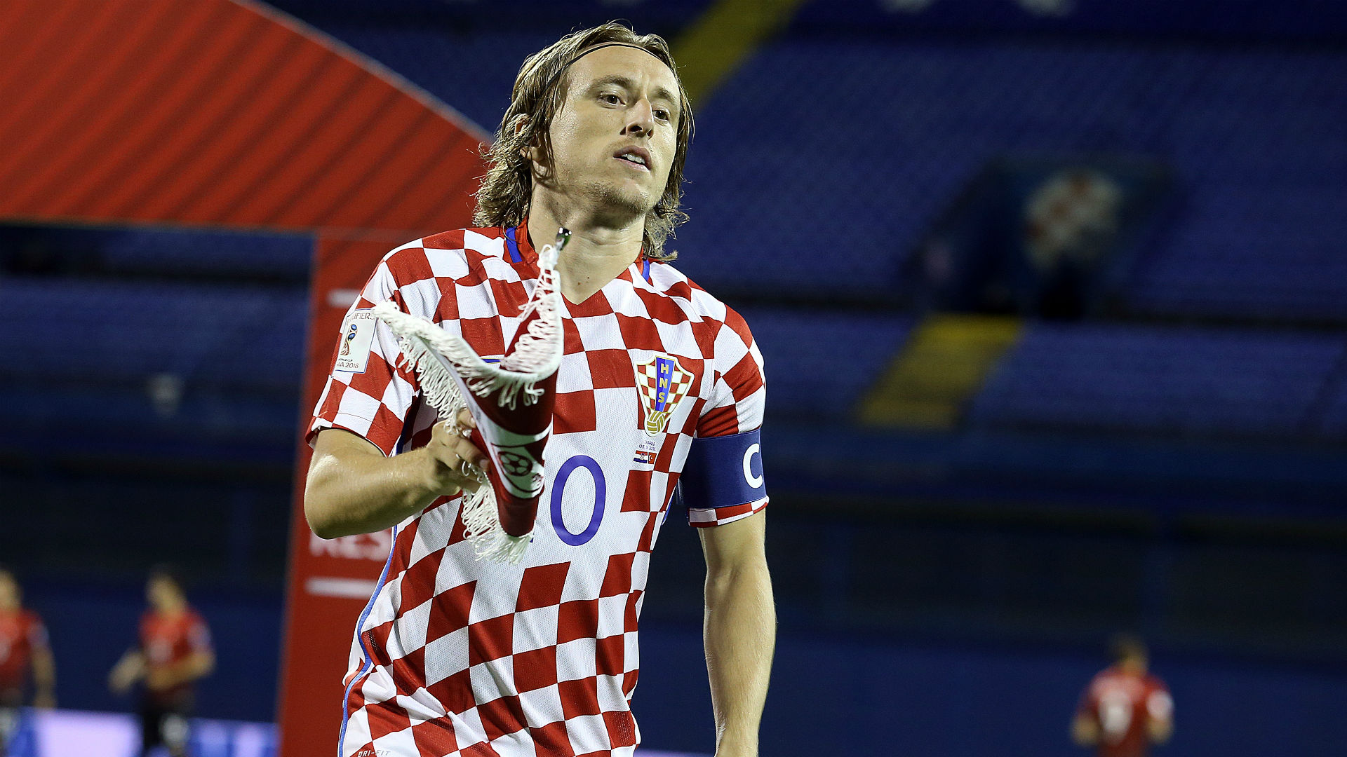 马德兴：中国足球管理组织没上道，没有协调好内卷和外战矛盾